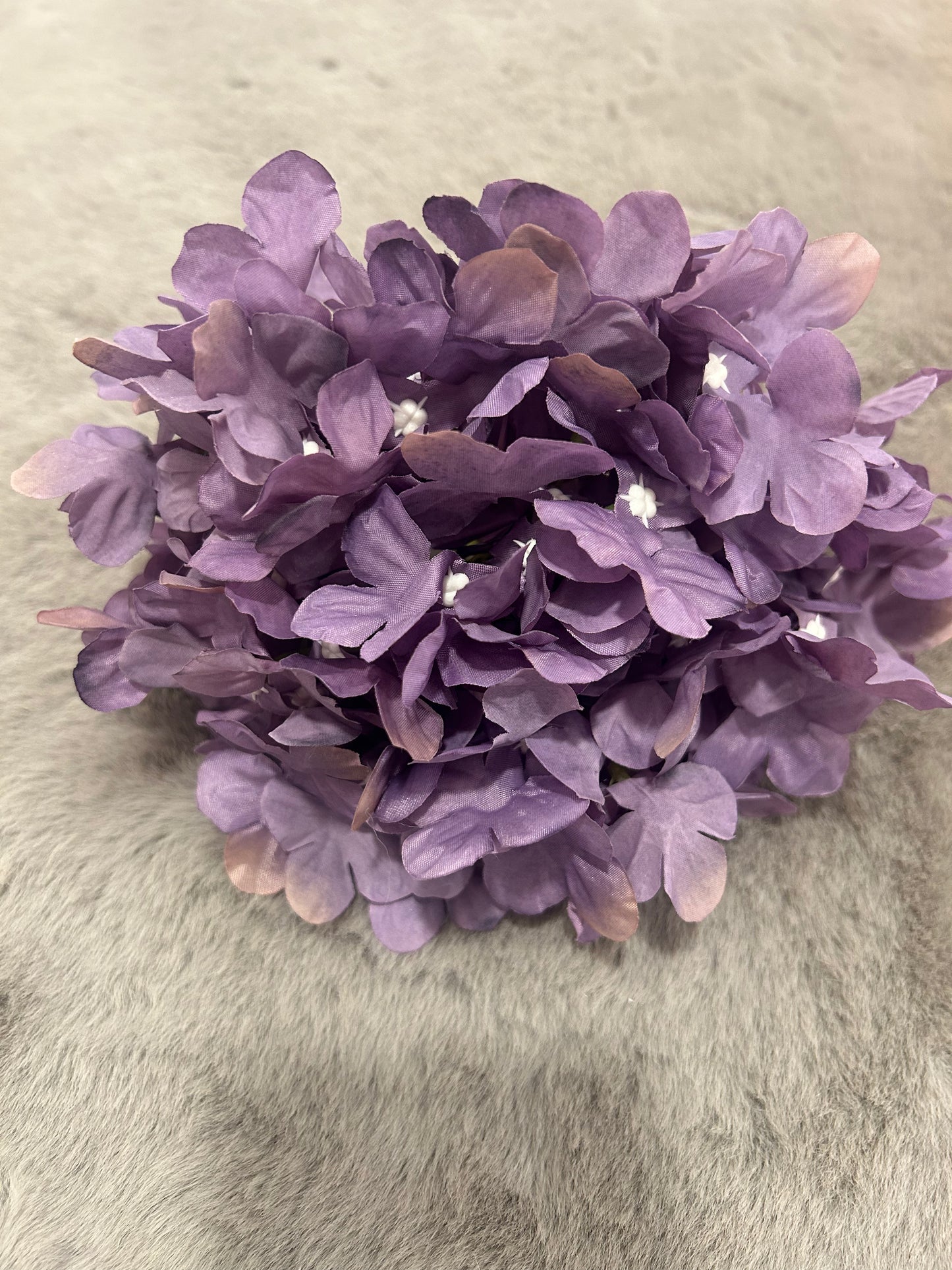 Lush Hydrangea Flower Bunch - 10 Flowers in One Elegant Arrangement