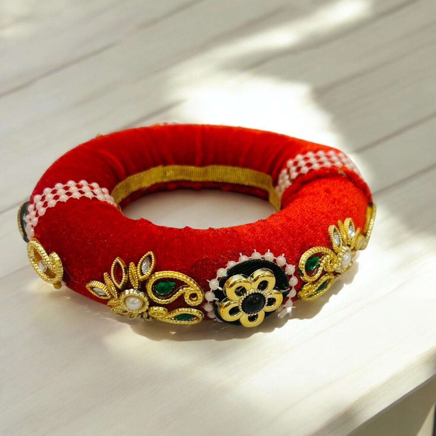 Traditional Indhi / Head Cushion for Gharoli Ceremony – Simple Design for Wedding Rituals