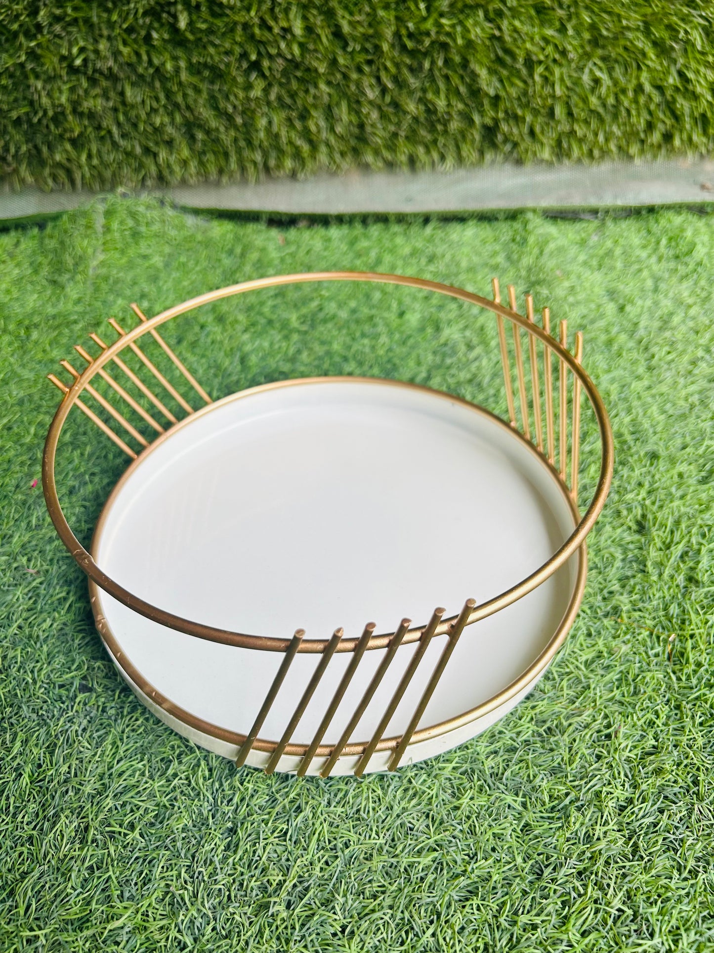 Metal Cake Platter, Basket