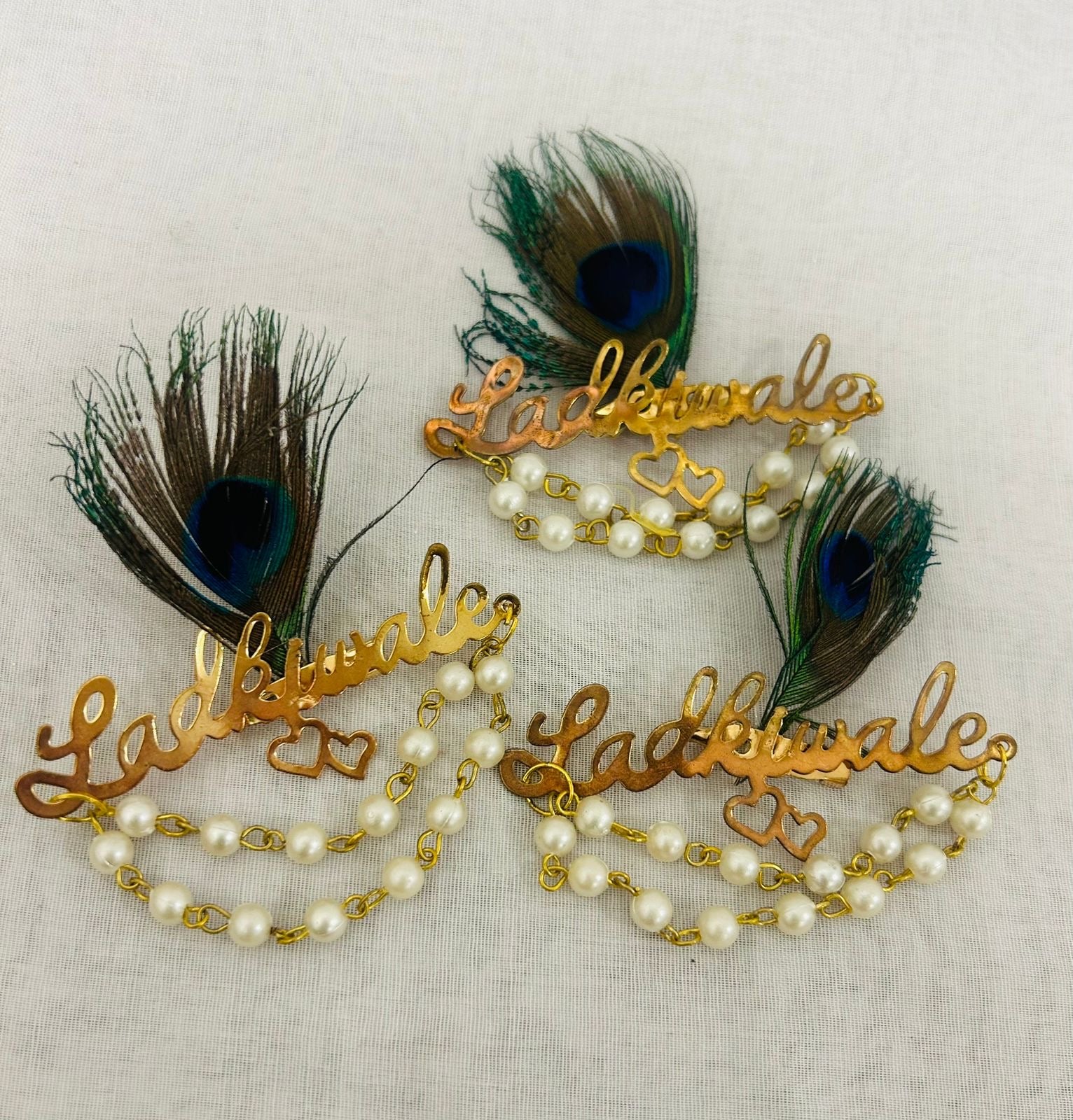 Ladkewale Ladkiwale Metal Cutout Brooch with Morpankh Pearl Chain