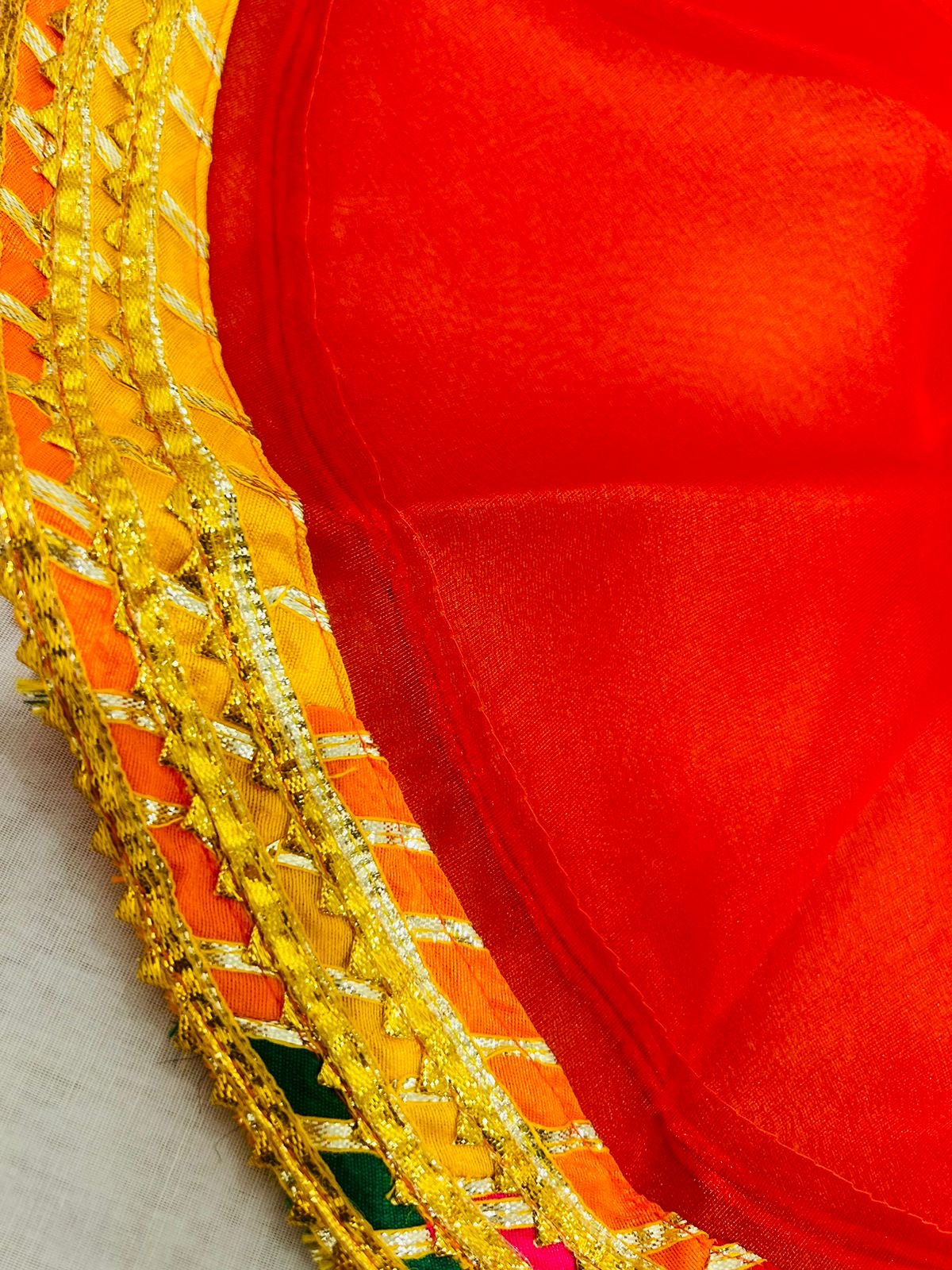 Tissue God Bharai Potli with Multicolored Lace Border – Big Size | Thaal Cover, Pooja, Wedding Use | Wrap Shap