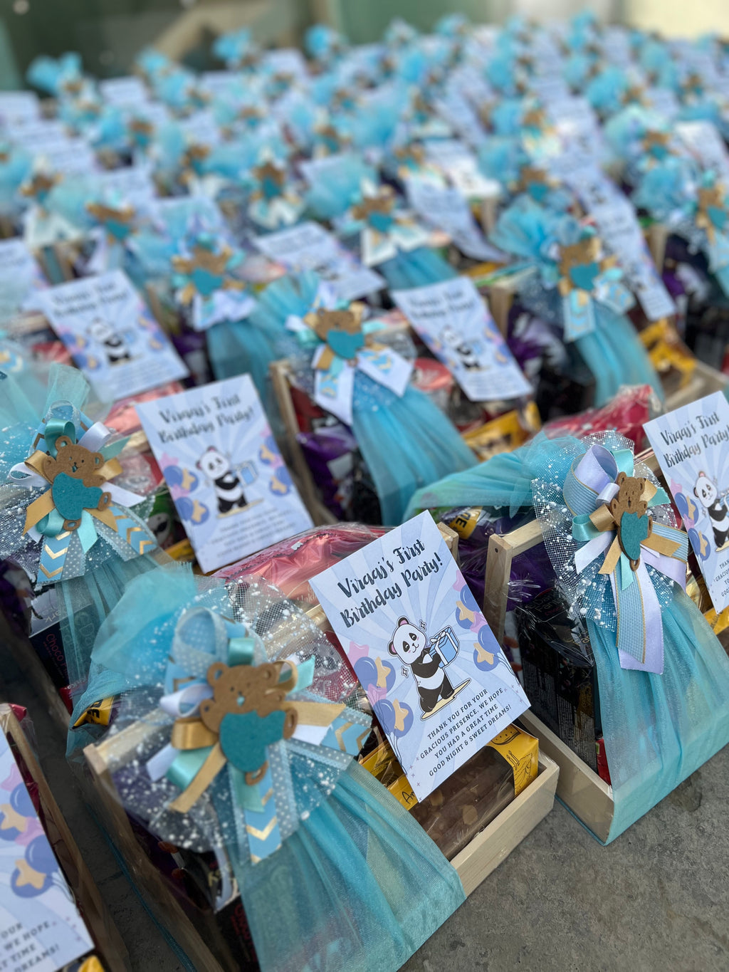 family-return-gift-snack-hamper-basket