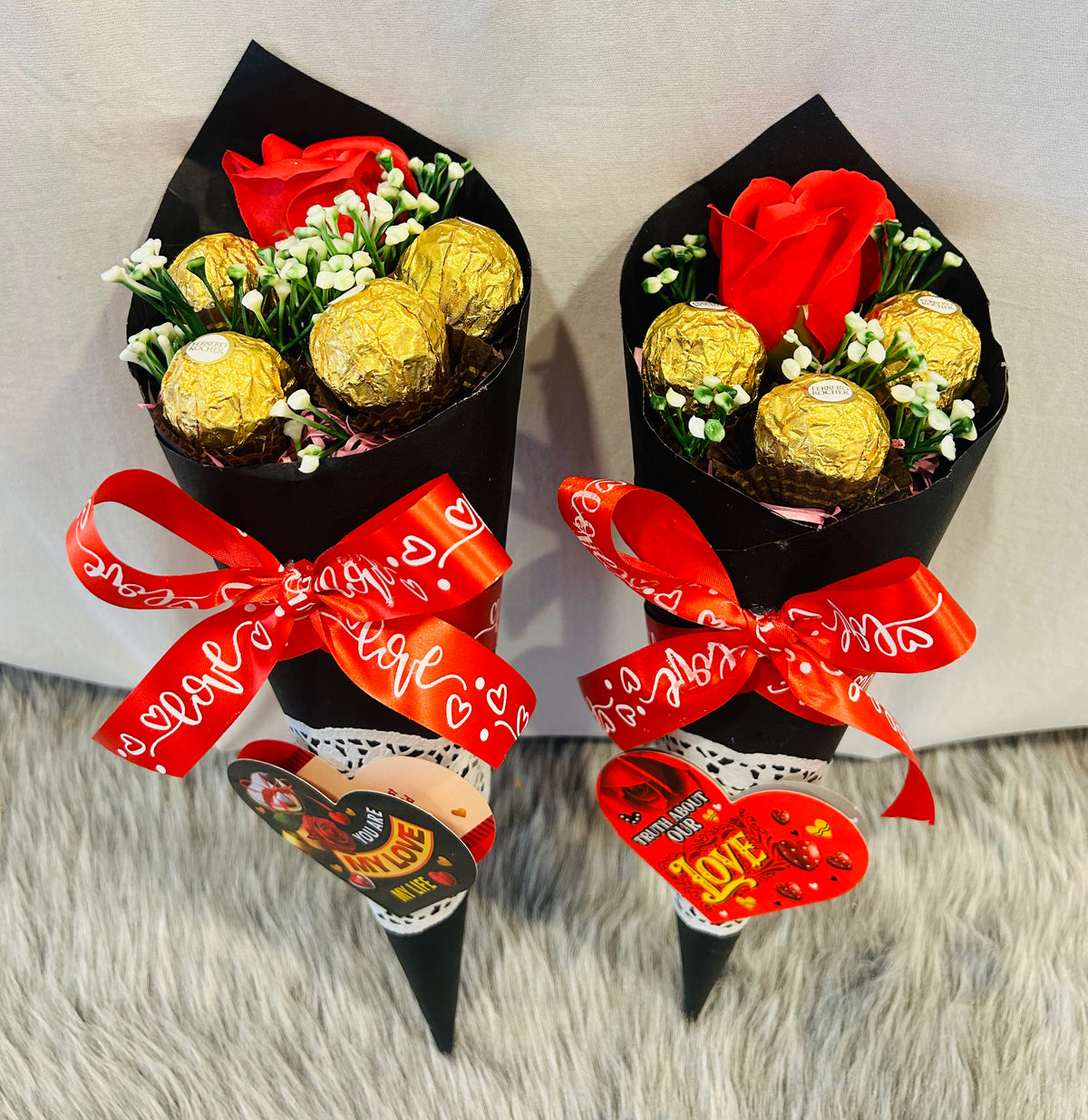 Beautiful Ferrero Rocher chocolate bouquet with red rose, elegantly wrapped as a romantic gift for Valentine’s, birthdays, anniversaries, and weddings.