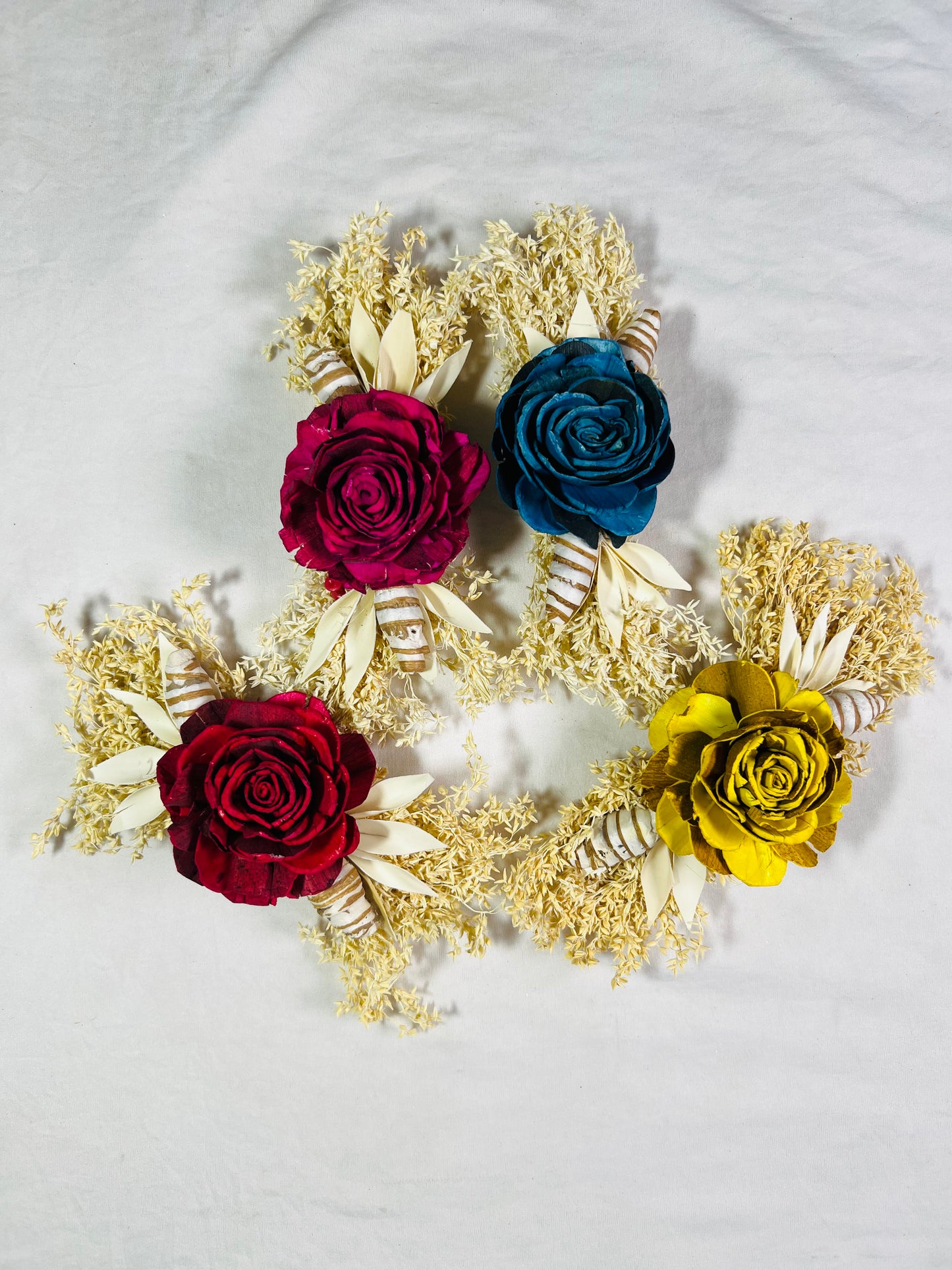 Dry Sola Flower Bunch - Perfect for Elegant Gift Decorations, Wedding Packings, Trousseau, and Event Platters