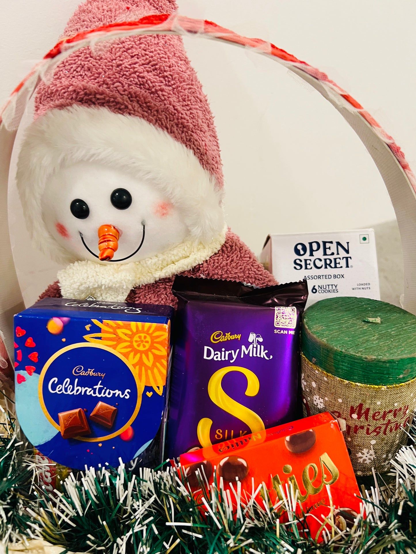 Festive Christmas Hamper – Snowman Showpiece, Open Secret Cookies, Decorative Candle & Cadbury Chocolates