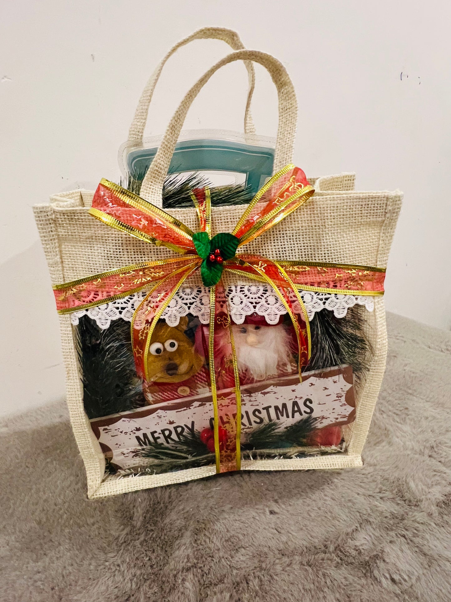 Creative Christmas Hamper in Jute Bag – Stationery Kit, Glow-in-the-Dark Pens, Pop-It Pouch, Chocolate & Xmas Wreath