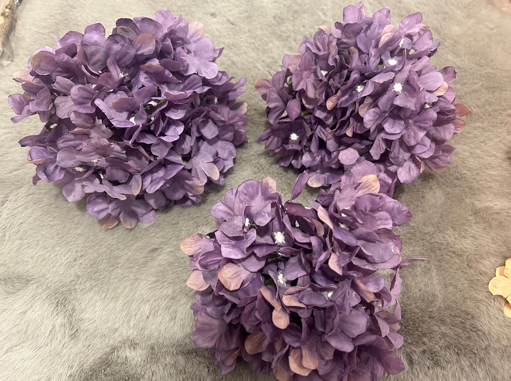 Lush Hydrangea Flower Bunch - 10 Flowers in One Elegant Arrangement