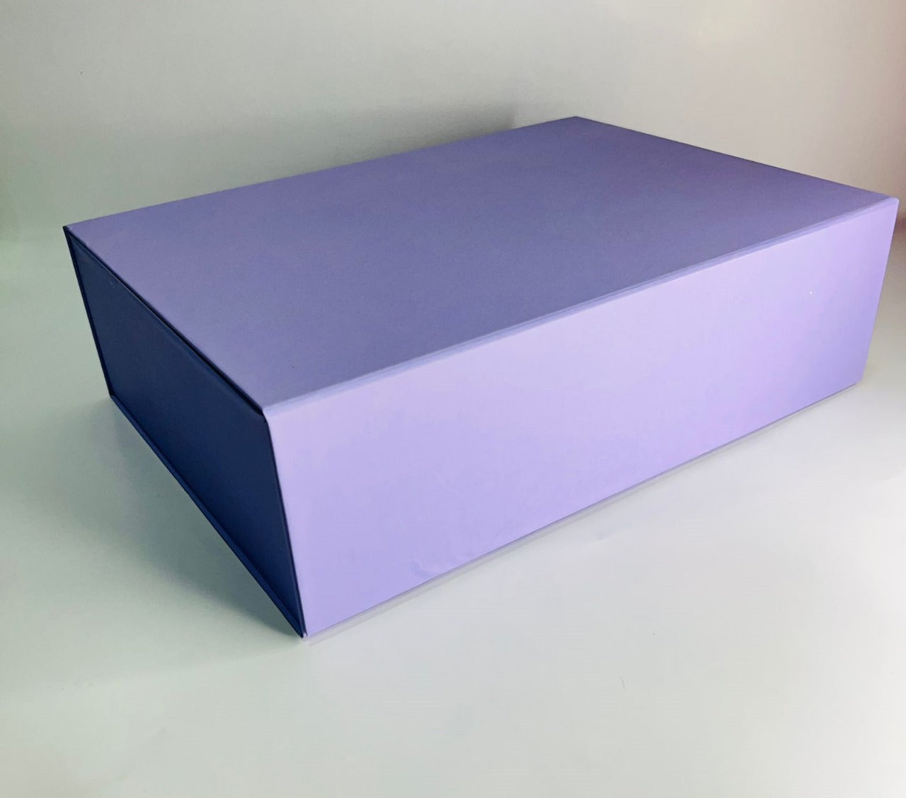 wrap shap luxury customized collapsible magnetic gift box 14x10 inches in multiple colors for luxury gifting