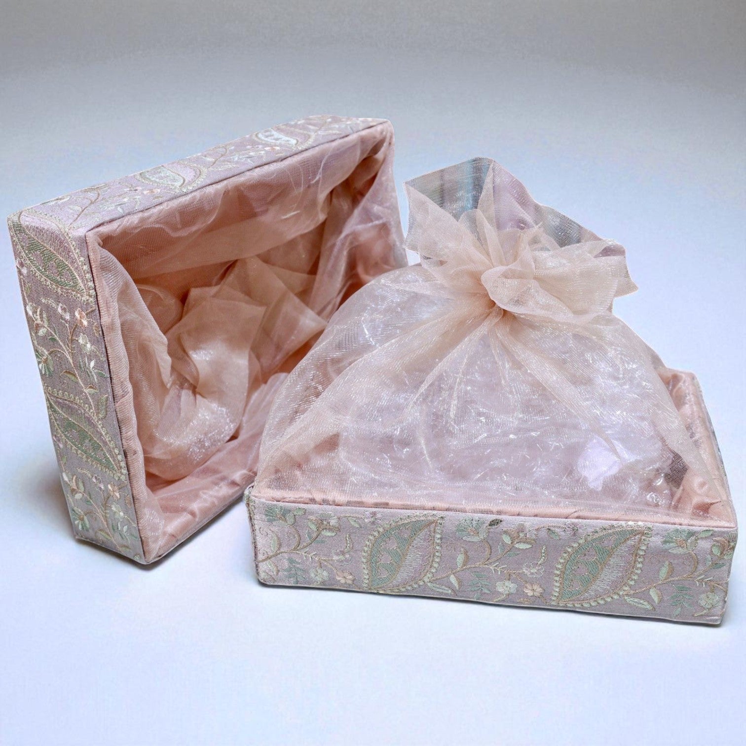 Wrap Shap New Keri Design Square Basket – Mango Print Gift Basket for Wedding, Festive Hampers | 5 Sizes