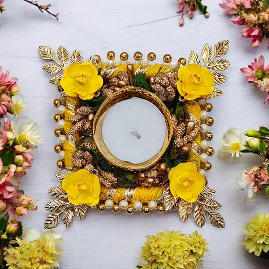 4-inch tea light candle holder for home décor