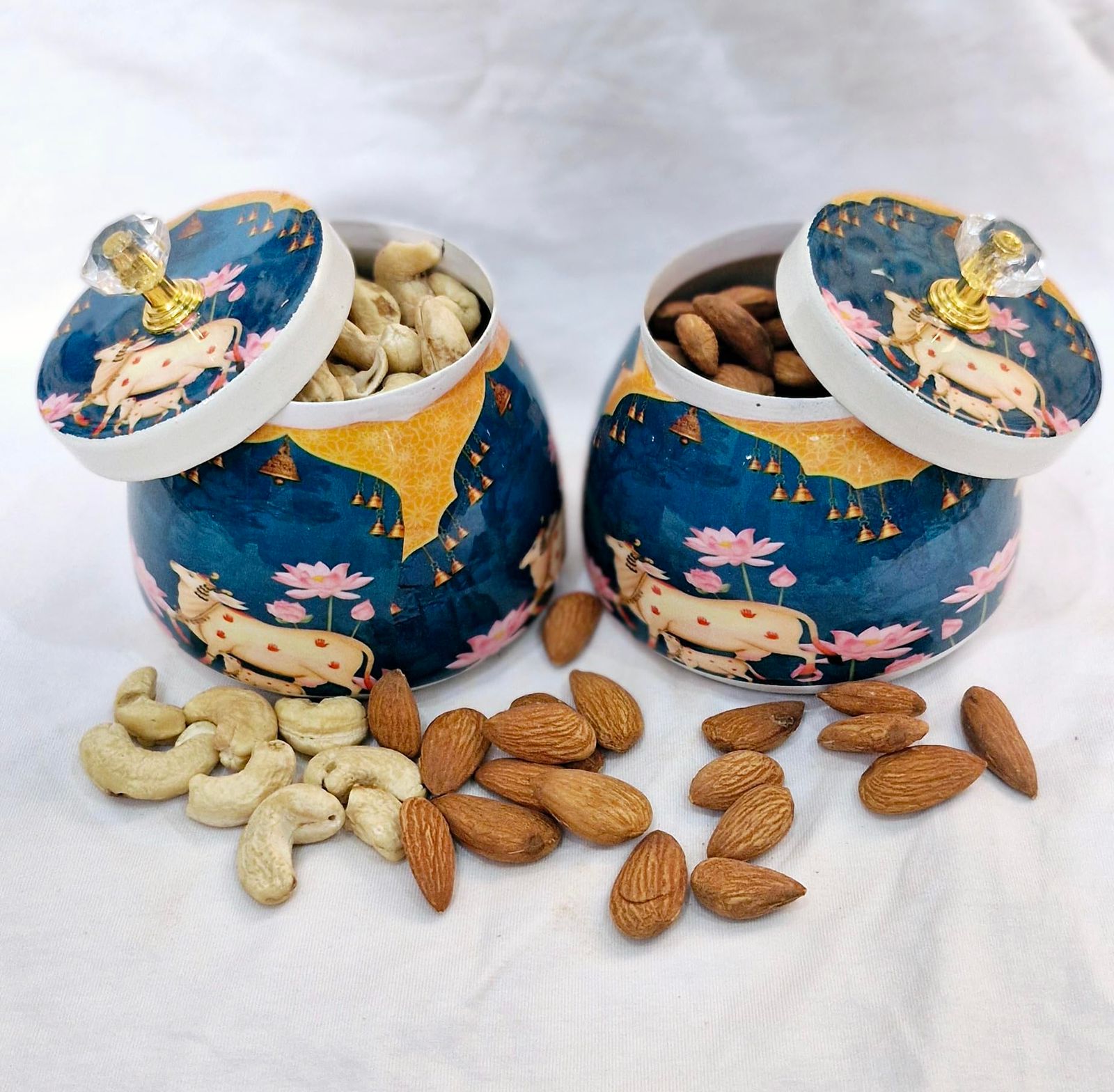 Mix Design Pichwai Print Dry Fruit Box (250gm) (1 Piece)