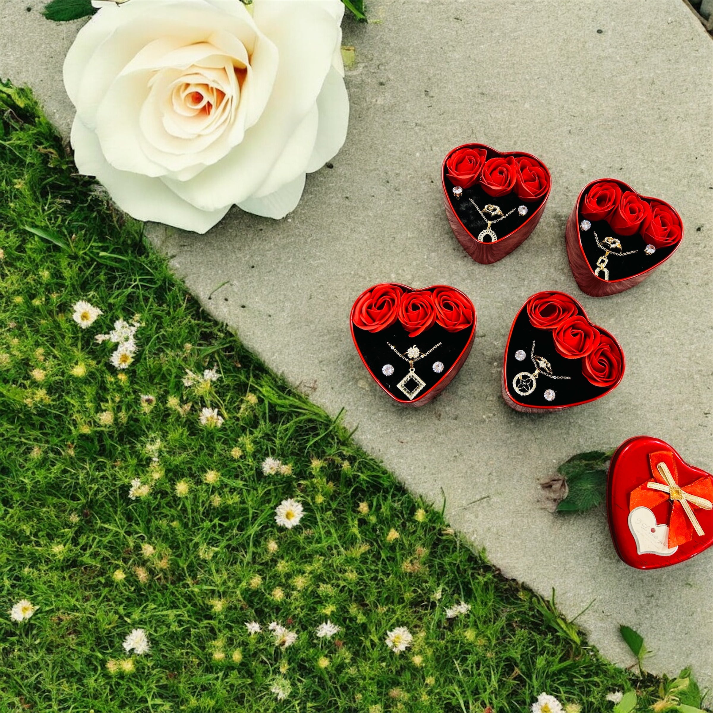 Valentine’s Gift – Artificial Jewellery Set in Heart-Shaped Box (Necklace, Earrings & Ring)