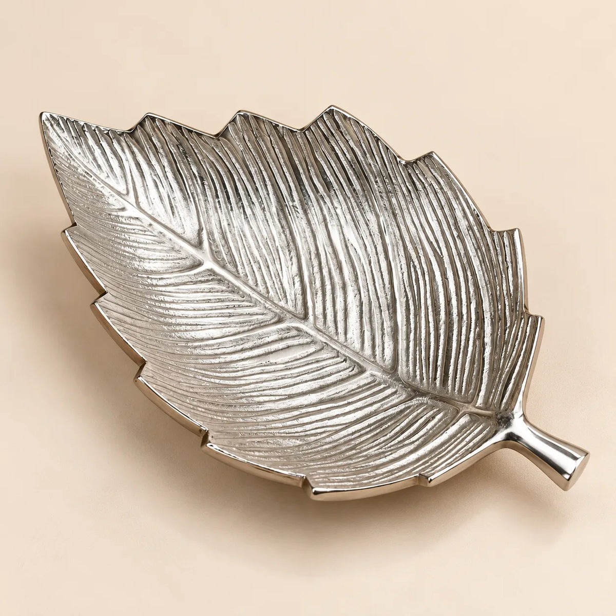 Taru leaf platter, golden brass Samai lamp and Kamdhenu cow with calf in a premium gift box by Wrap Shap