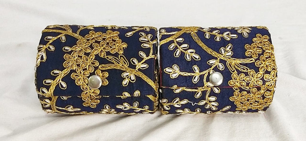 Small Round Embroidered Bangle Box for Gifting & Return Favours – Wrap Shap