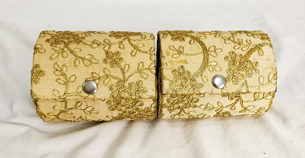 Small Round Embroidered Bangle Box for Gifting & Return Favours – Wrap Shap