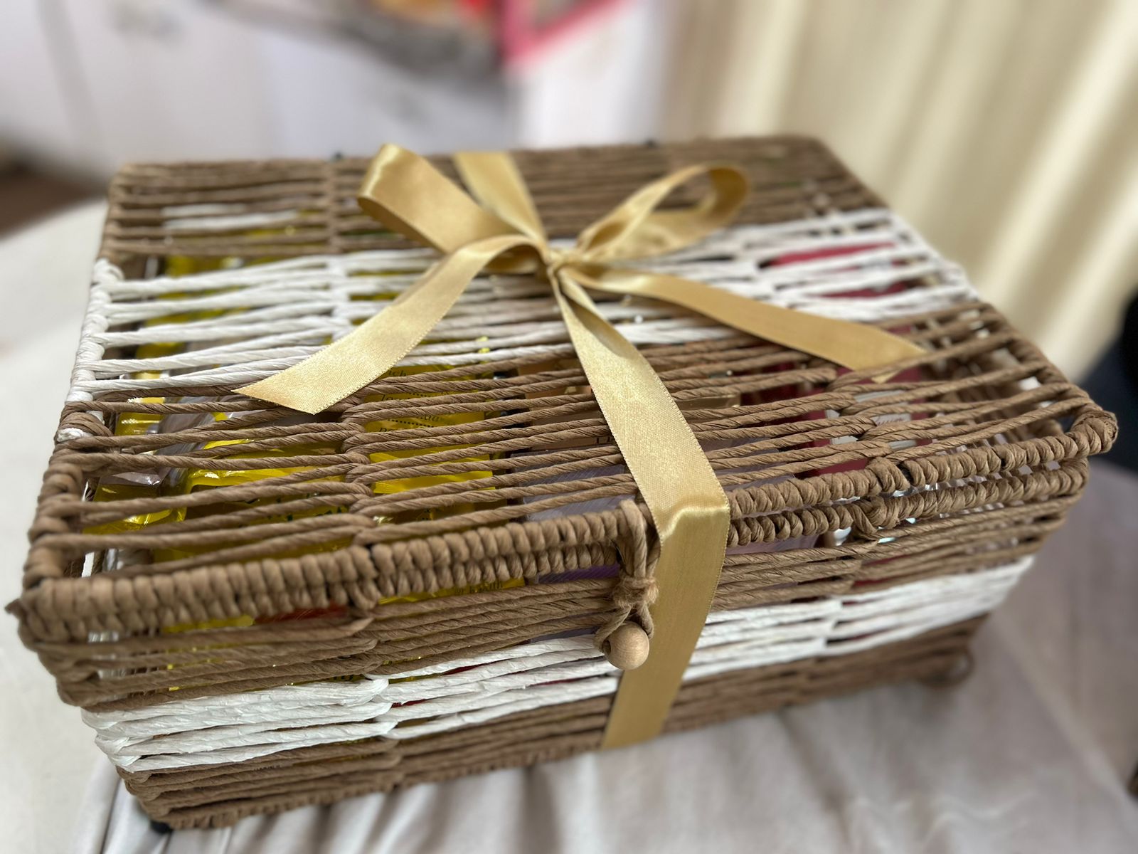Organic Rafia Rope Gift Box: Perfect for Hampers and Home Organization
