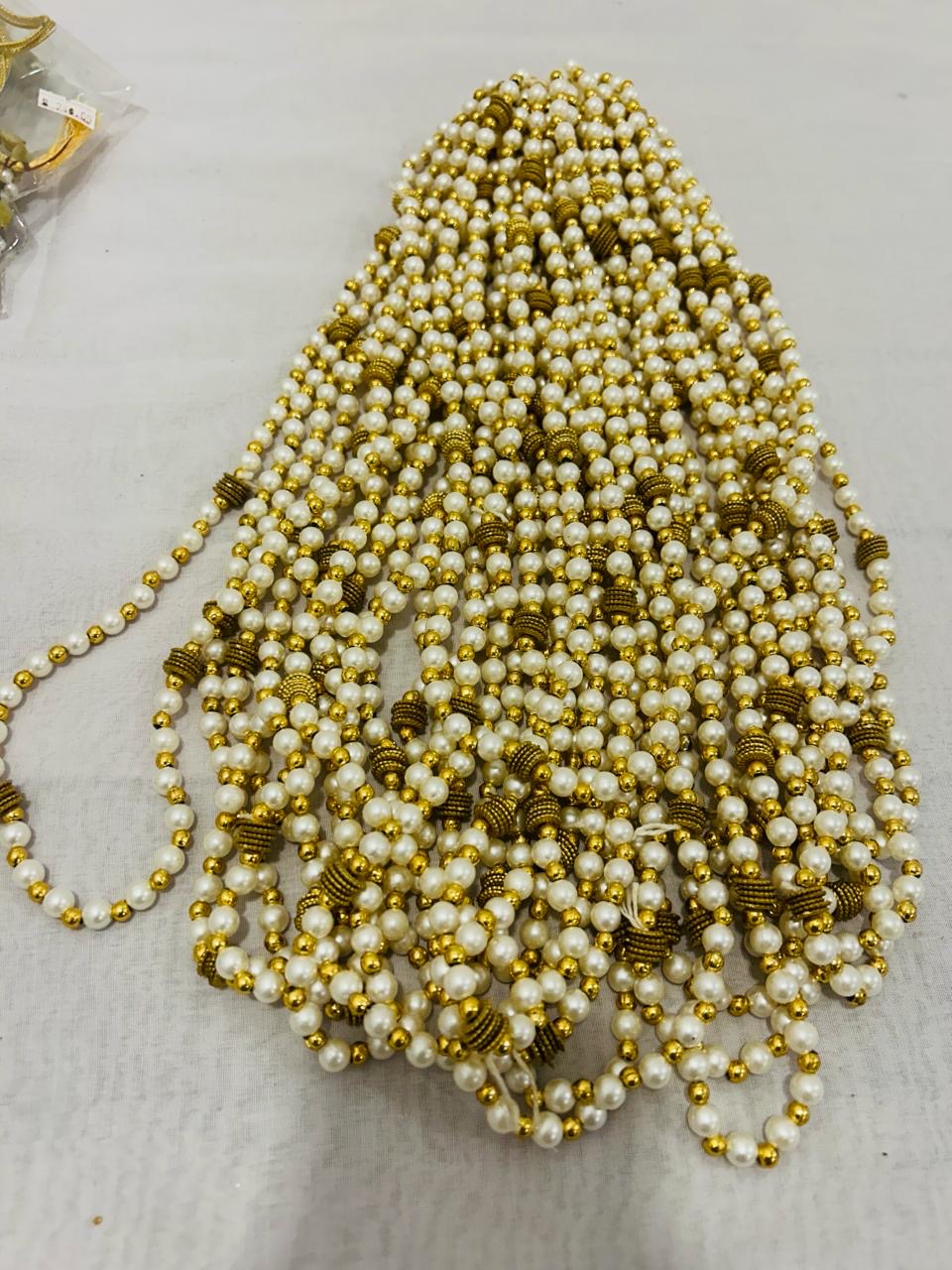 Luxurious Artificial Pearl Welcome Mala for Baraat Guests