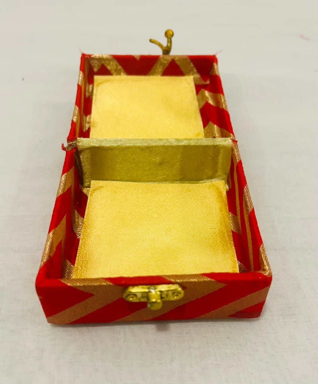 4x4 Inch MDF Gift Box with Wave Print Cloth – Ideal for Gifting & Return Favors