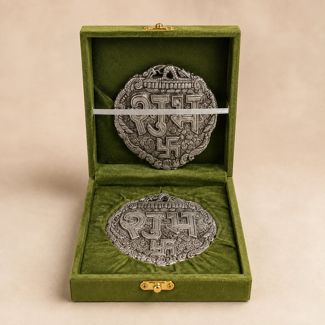 German Silver Finish Shubh Labh Hanging by Wrap Shap in premium gift box, ideal for Diwali gifting, housewarming gifts, wedding return gifts, office décor, festive decoration, and corporate gifting.
