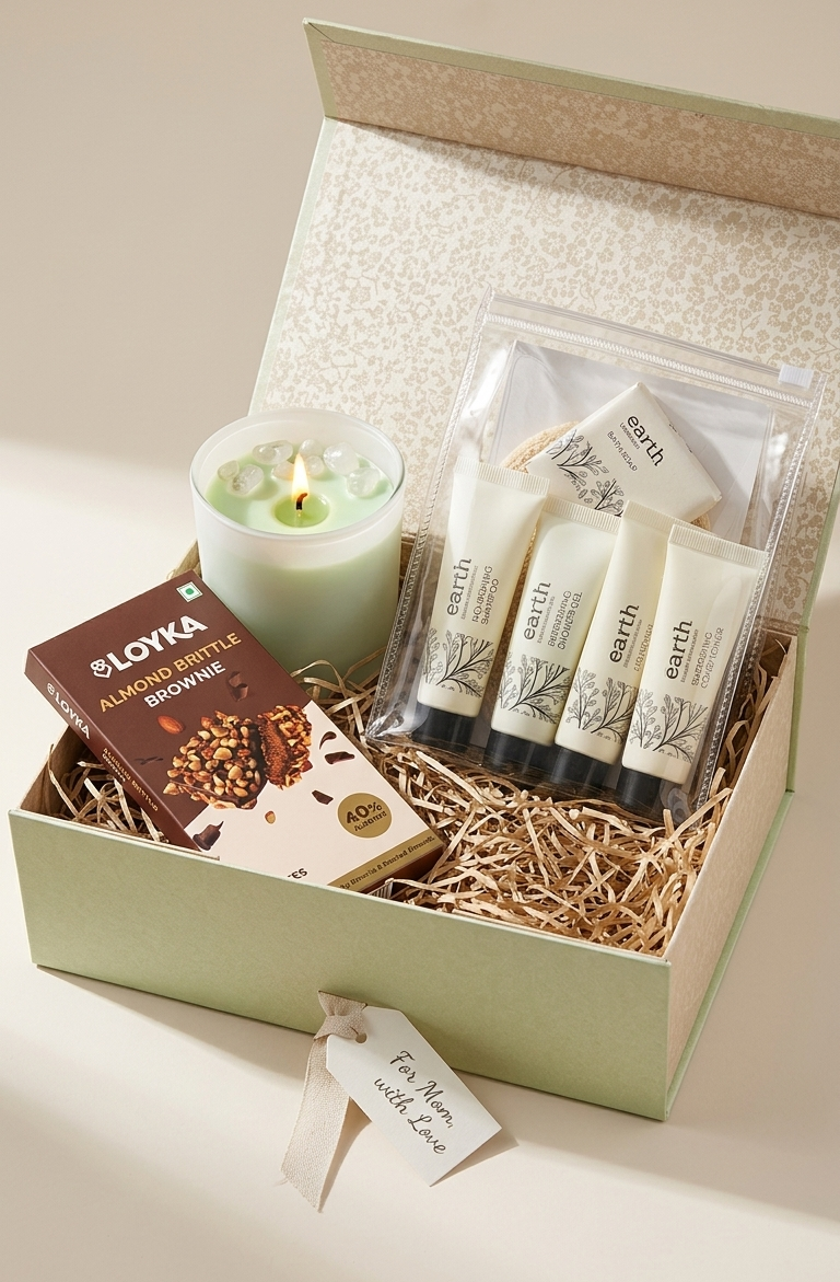 Luxury women’s pamper hamper with Kimirica gift set