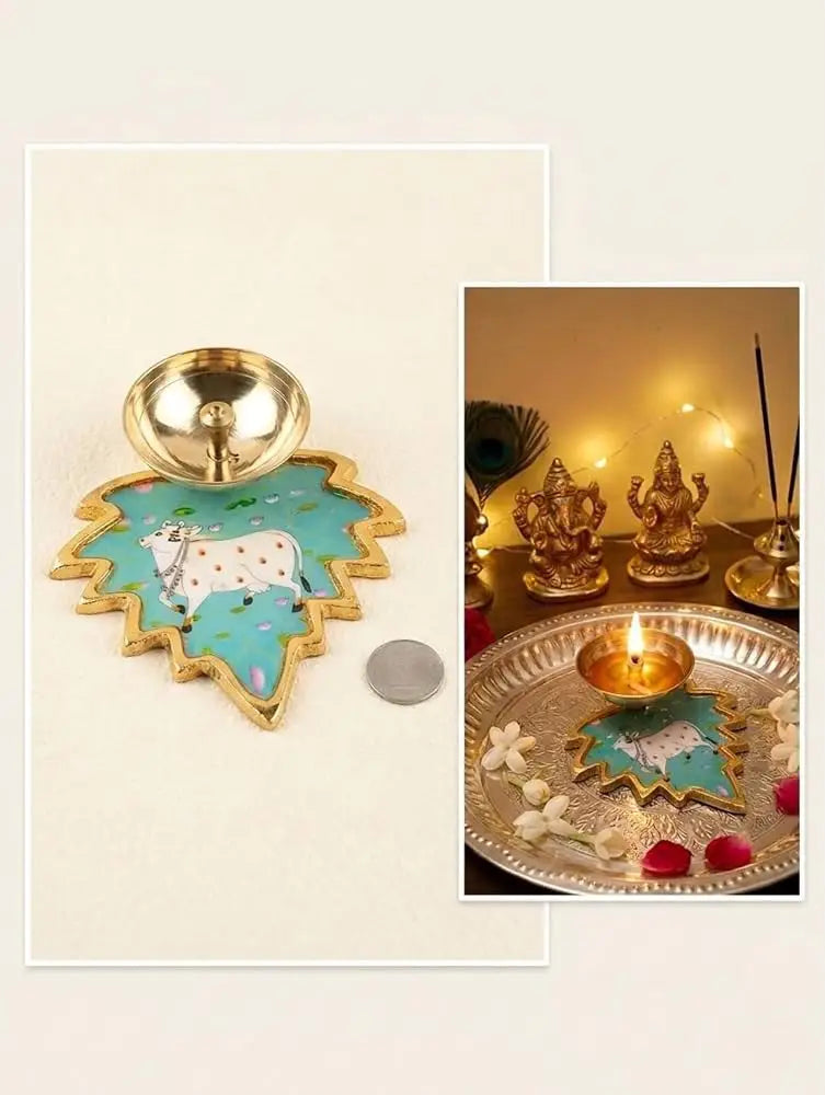Traditional Pichwai diya wedding return gift