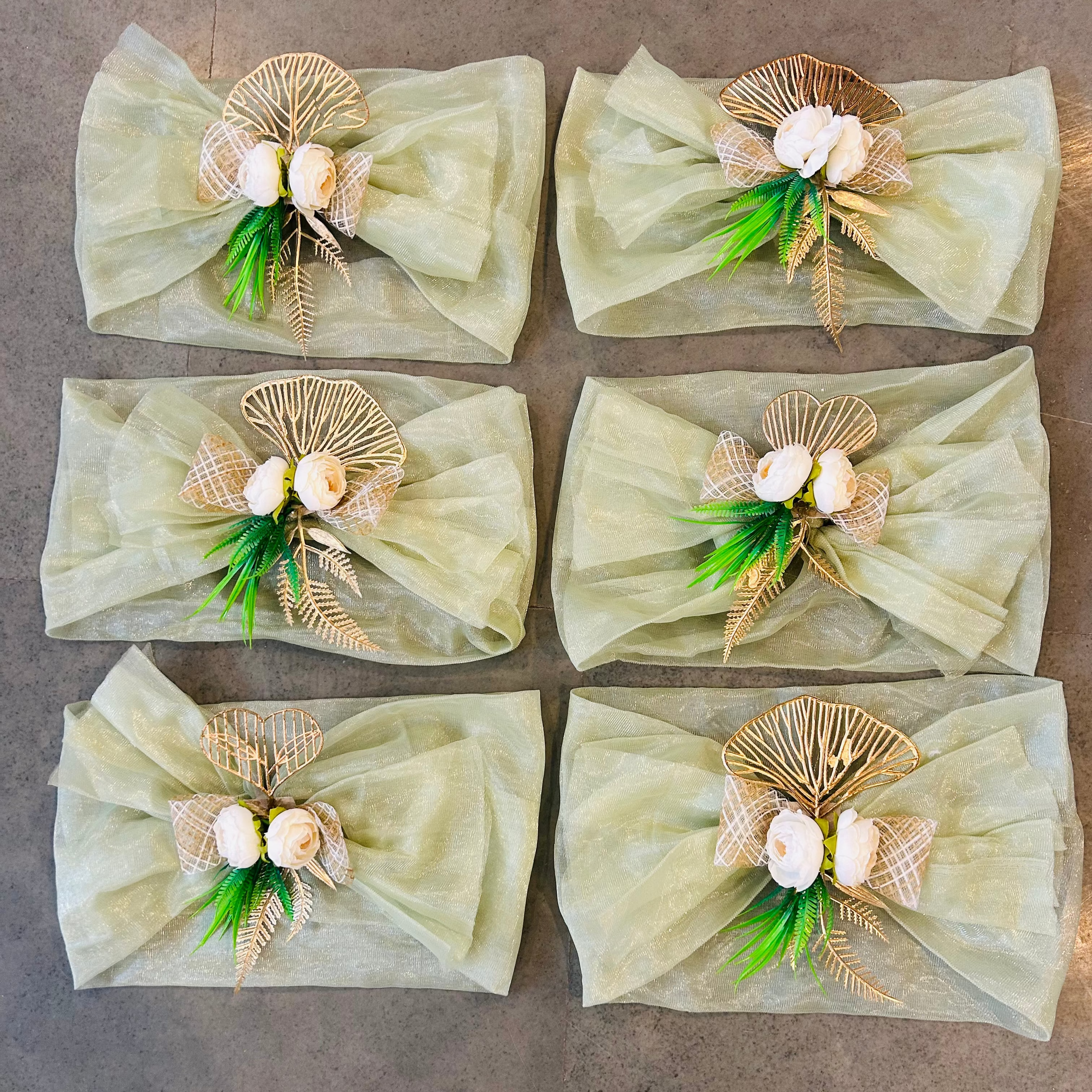 Decorative tray cover for saree and suit gift presentation