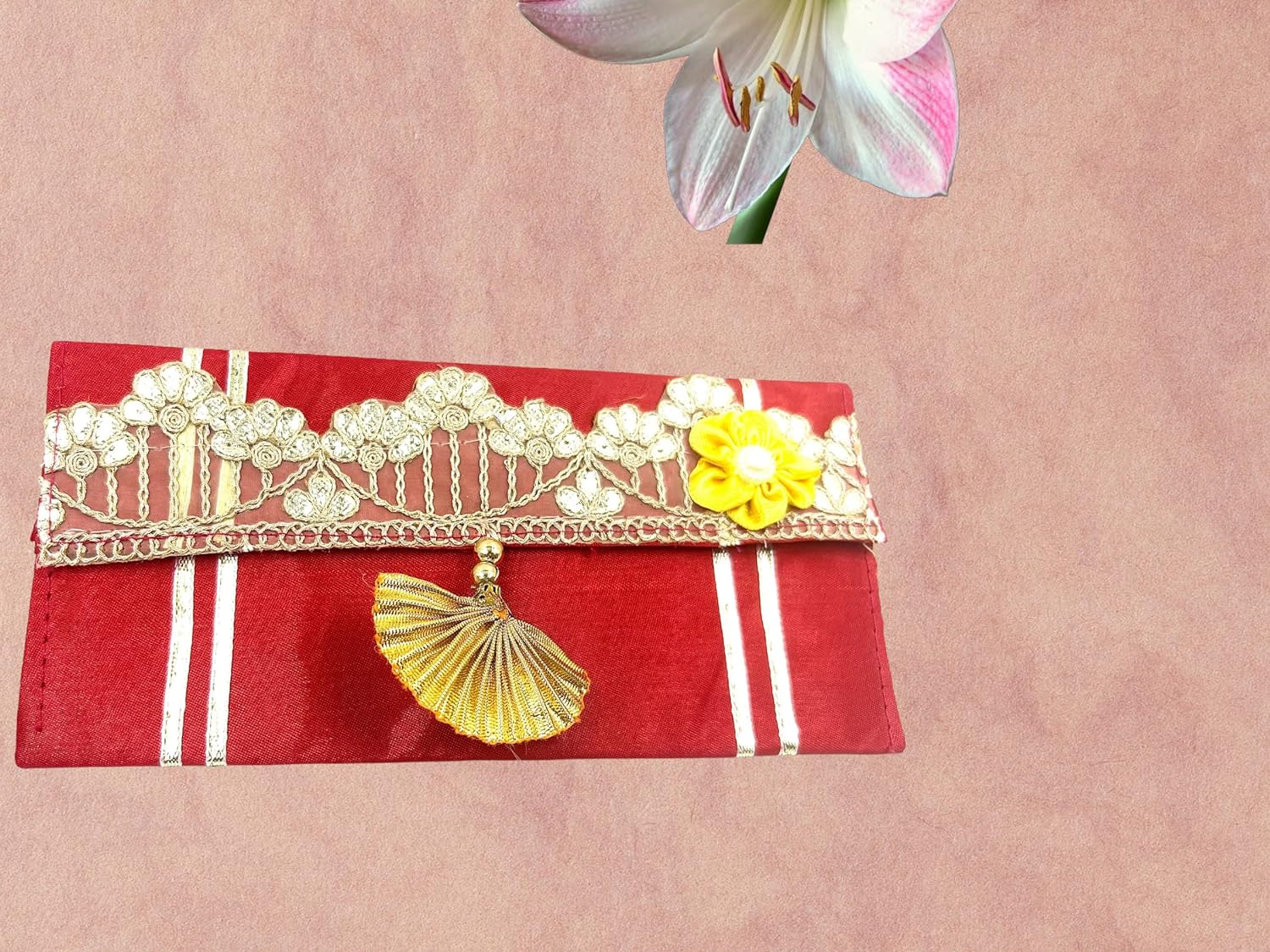 Designer Lace Shagun Money Envelope – Premium Silk Cloth with Satin Flower & Tassel