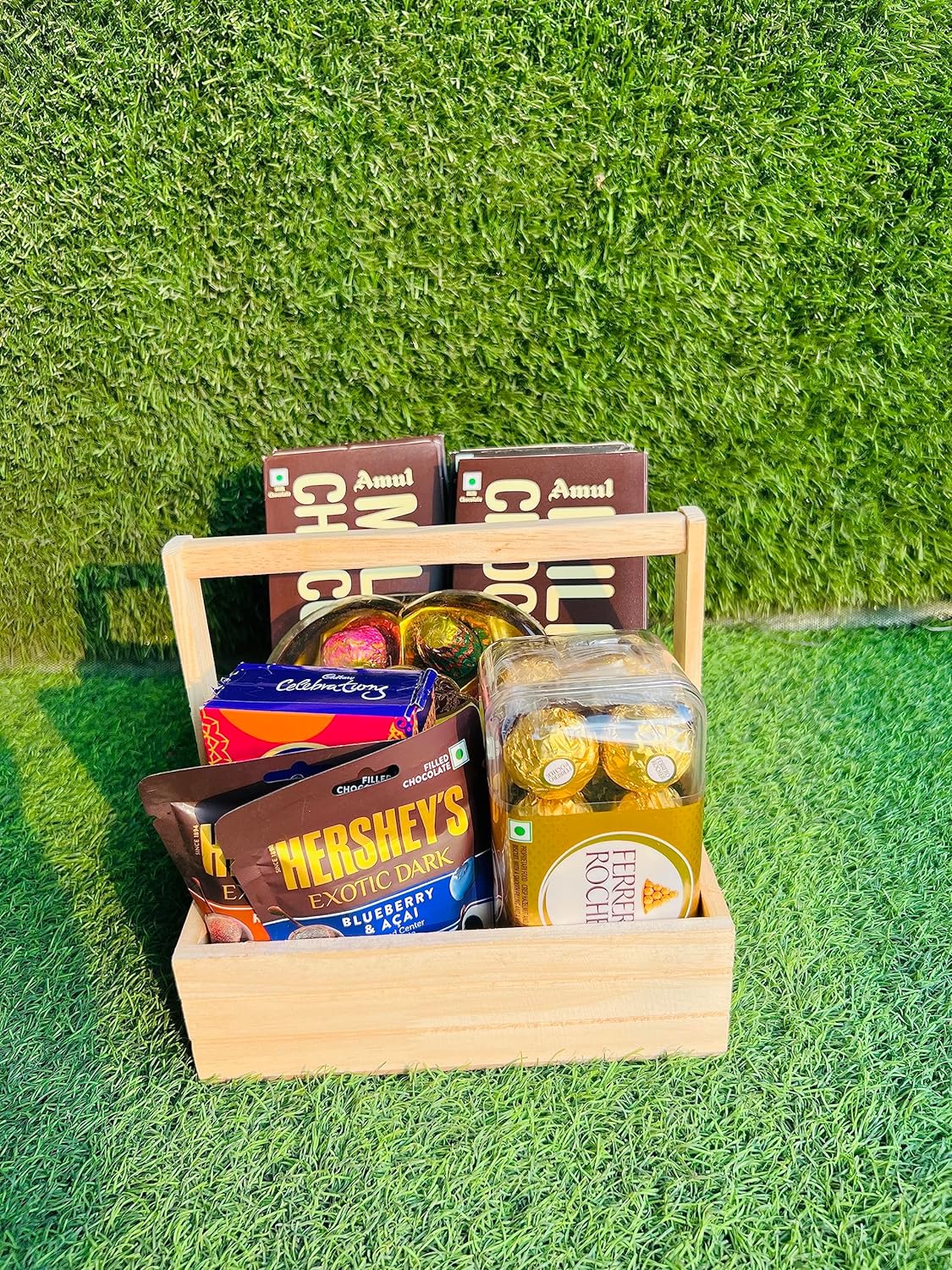Empty wooden hamper basket made from natural pinewood for gift packing